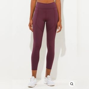 dona jo Cabernert Leggings NWT